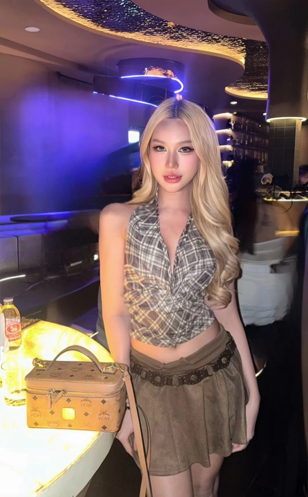 高雄定點茶-芭比/168/50/23/D